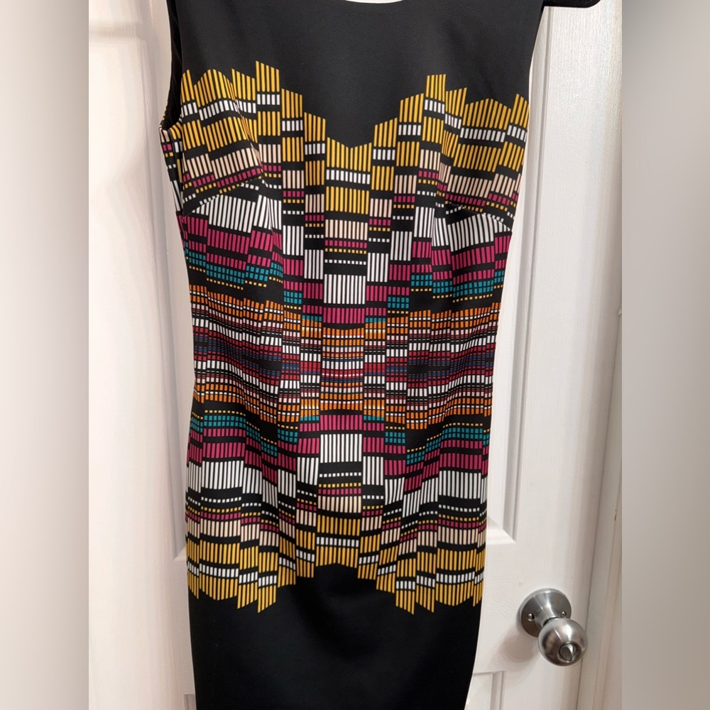Bebe fitted dress with cut out in back, Size XXS - Picture 12 of 13
